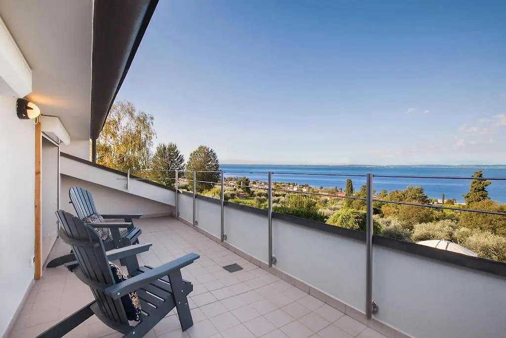 Villa Golden Suite - Bardolino Verona 0*,  Italy