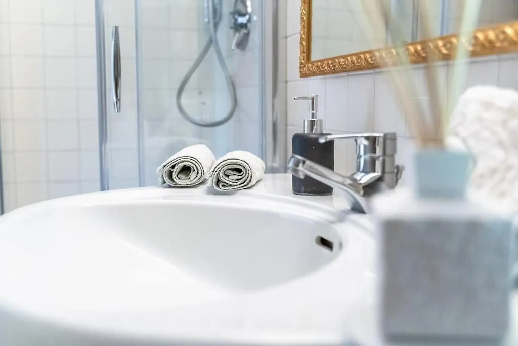 Villa Golden Suite - Bardolino Verona