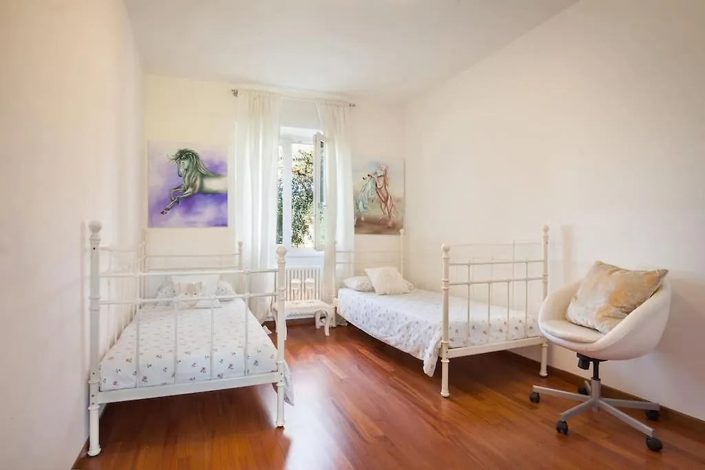 Villa Golden Suite - Bardolino Verona Italy